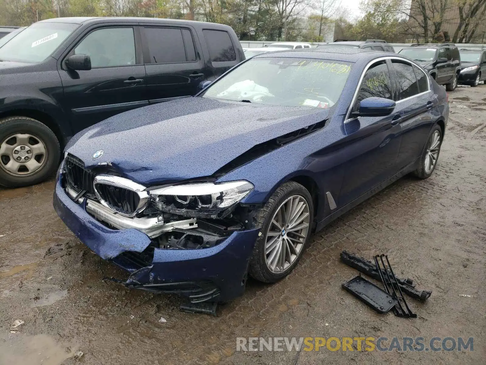 2 fotografías del automóvil dañado WBAJA7C53KG911593 BMW 5 SERIES 2019