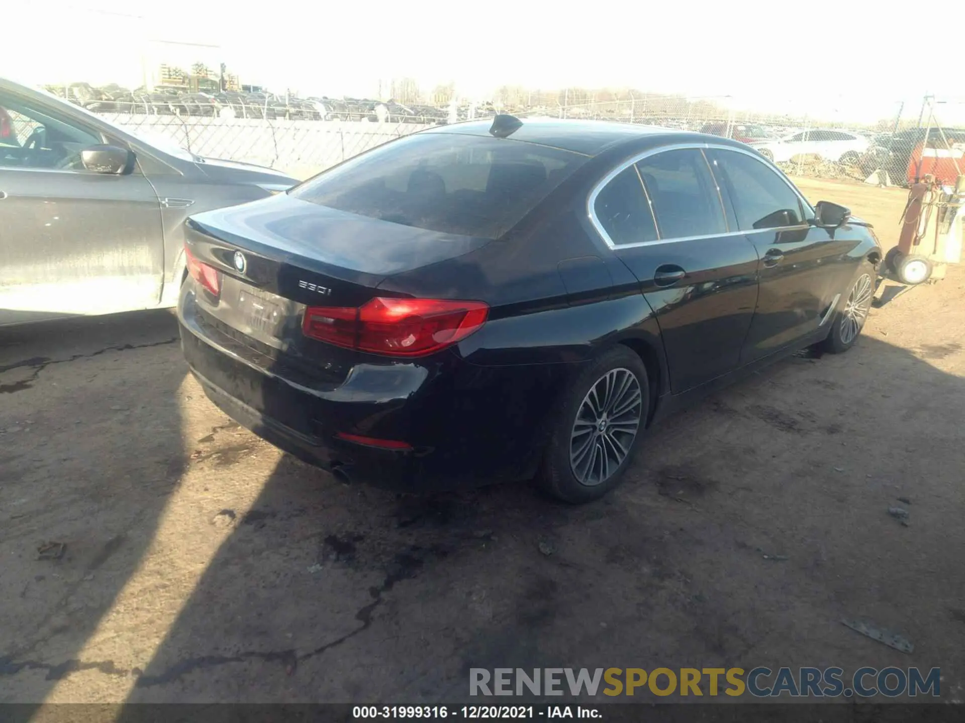 4 fotografías del automóvil dañado WBAJA7C53KWW07931 BMW 5 SERIES 2019