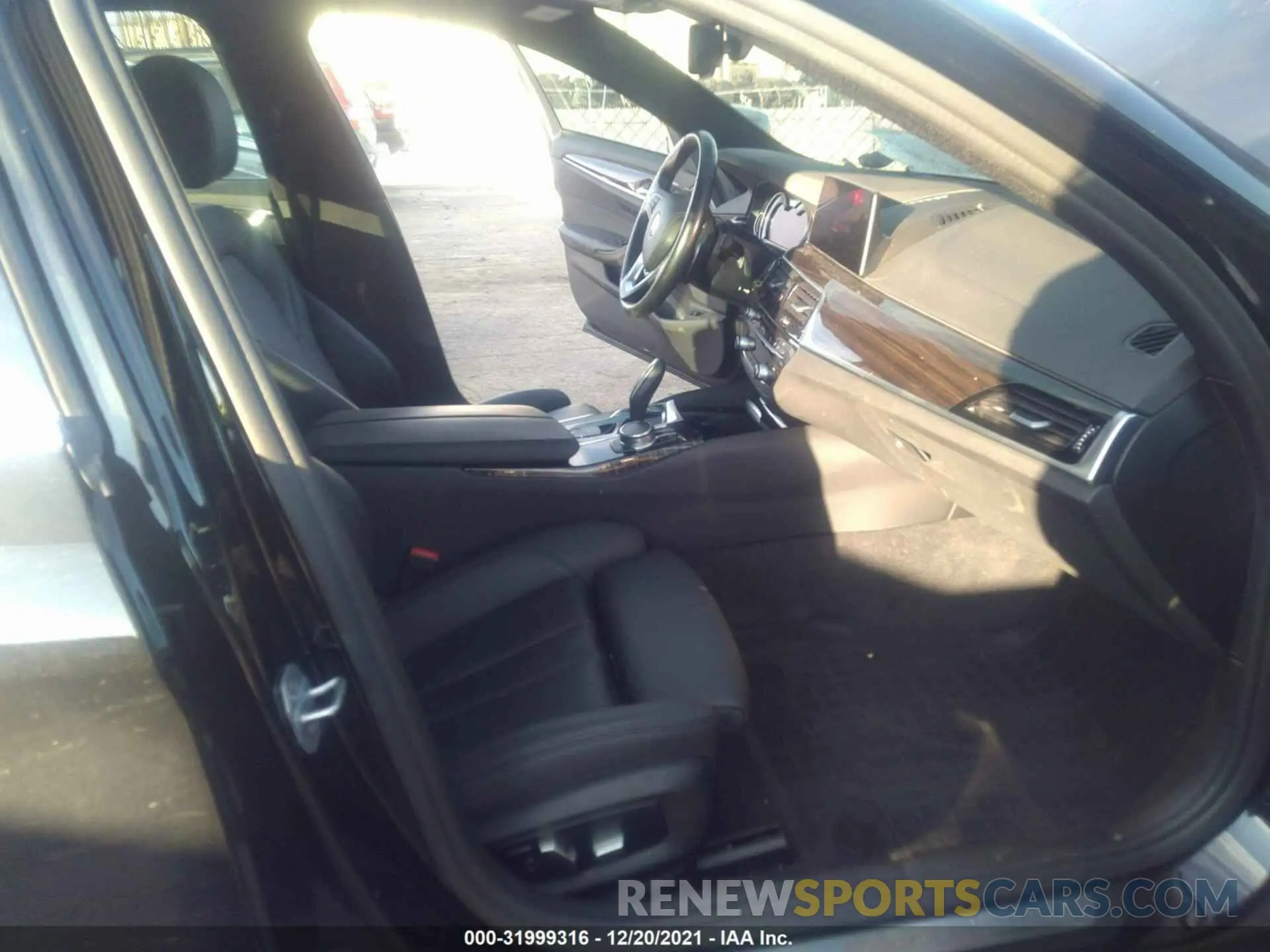 5 fotografías del automóvil dañado WBAJA7C53KWW07931 BMW 5 SERIES 2019