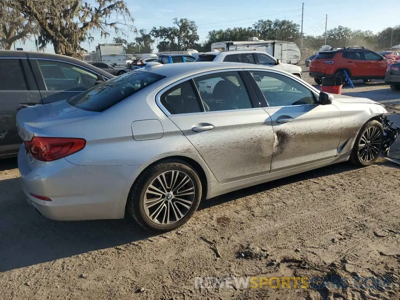 3 fotografías del automóvil dañado WBAJA7C53KWW41626 BMW 5 SERIES 2019
