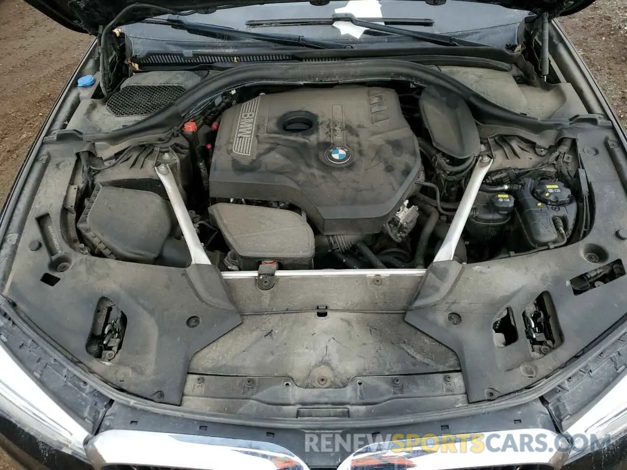 11 fotografías del automóvil dañado WBAJA7C54KWW22583 BMW 5 SERIES 2019