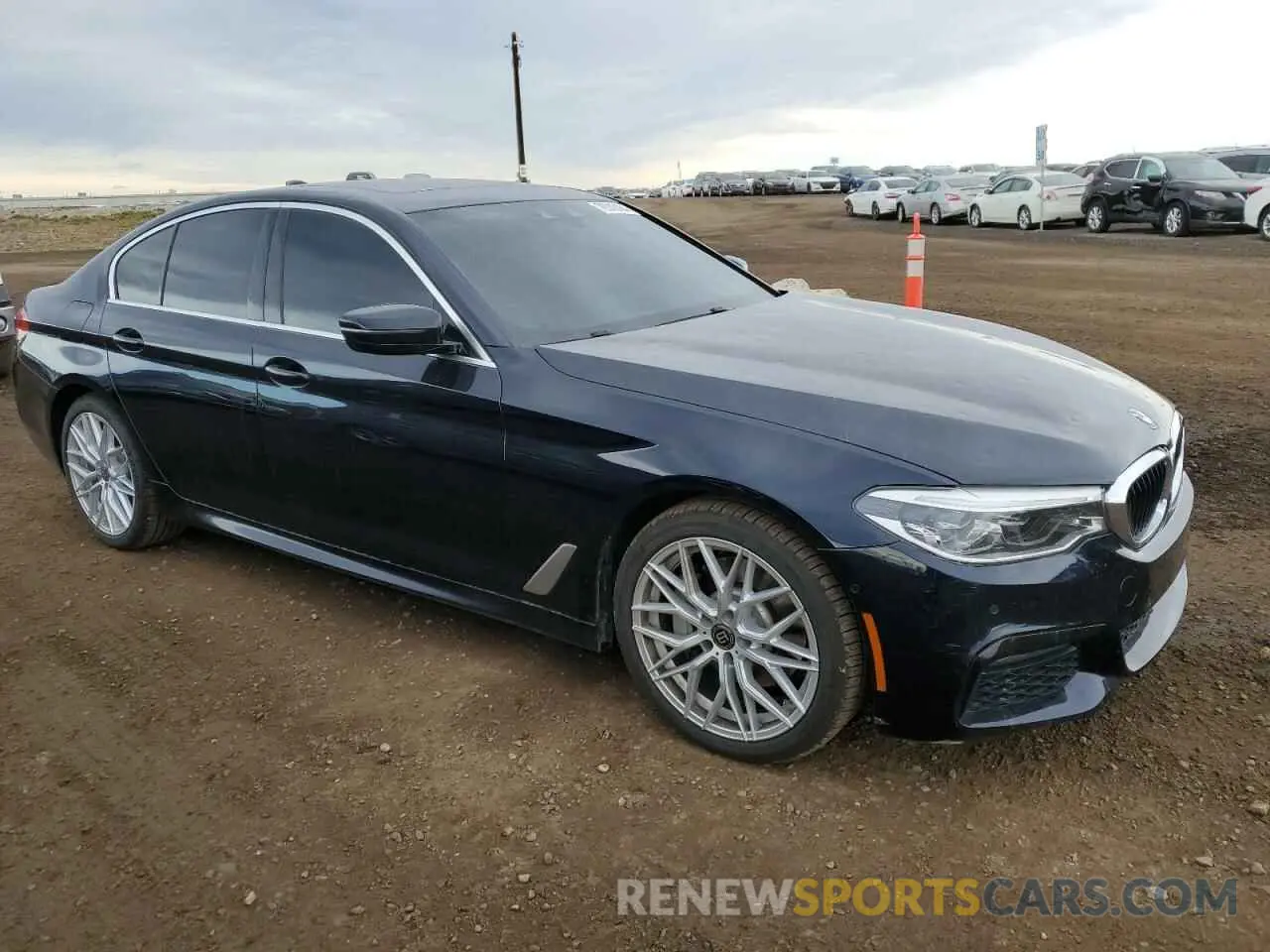 4 fotografías del automóvil dañado WBAJA7C54KWW22583 BMW 5 SERIES 2019