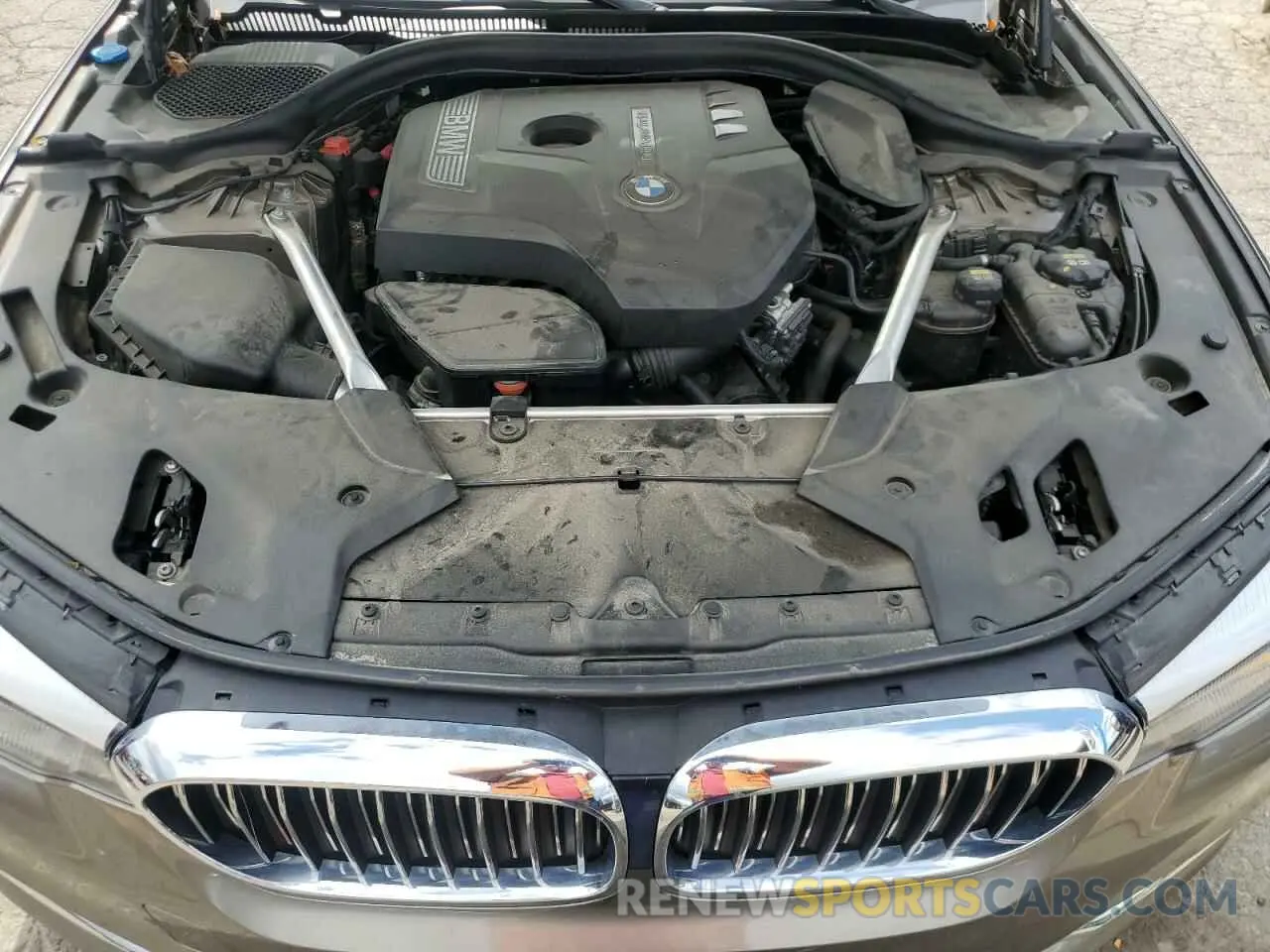 11 fotografías del automóvil dañado WBAJA7C55KWW06375 BMW 5 SERIES 2019