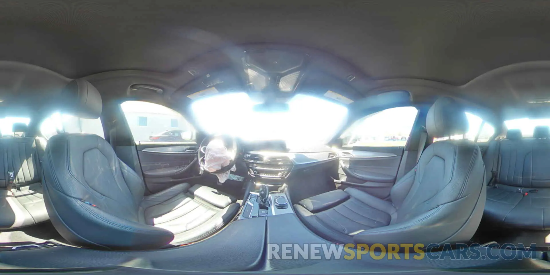 15 fotografías del automóvil dañado WBAJA7C55KWW49663 BMW 5 SERIES 2019
