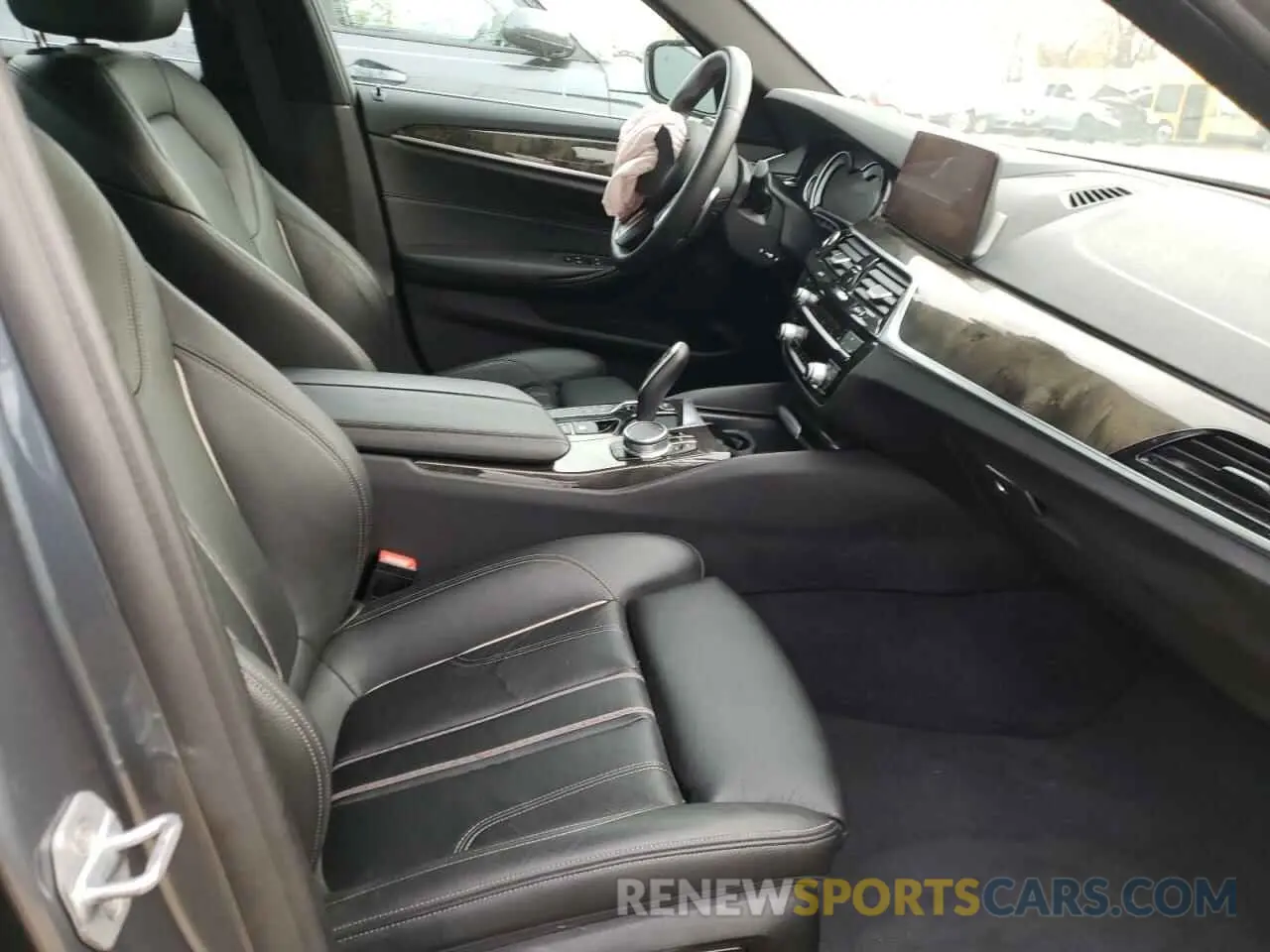 5 fotografías del automóvil dañado WBAJA7C56KWC77950 BMW 5 SERIES 2019