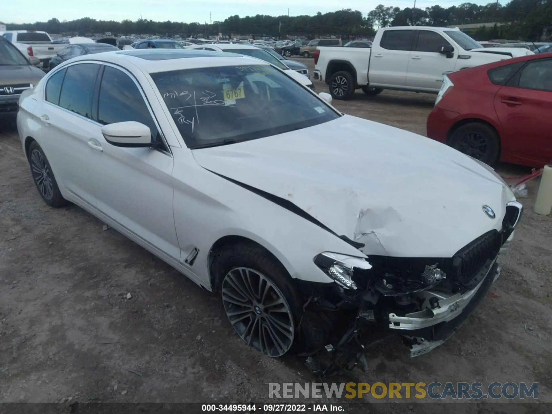 1 fotografías del automóvil dañado WBAJA7C56KWW23573 BMW 5 SERIES 2019