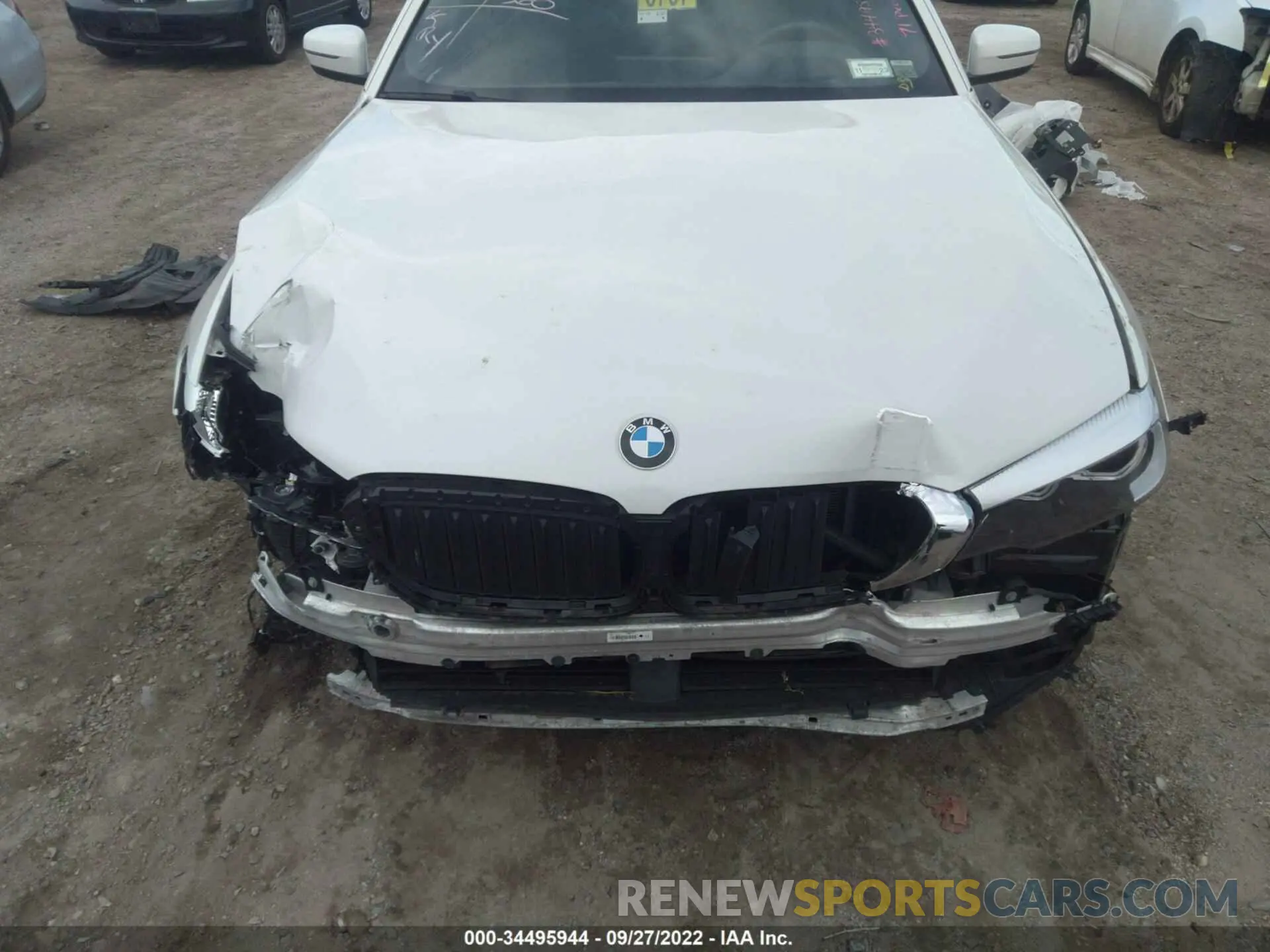 6 fotografías del automóvil dañado WBAJA7C56KWW23573 BMW 5 SERIES 2019