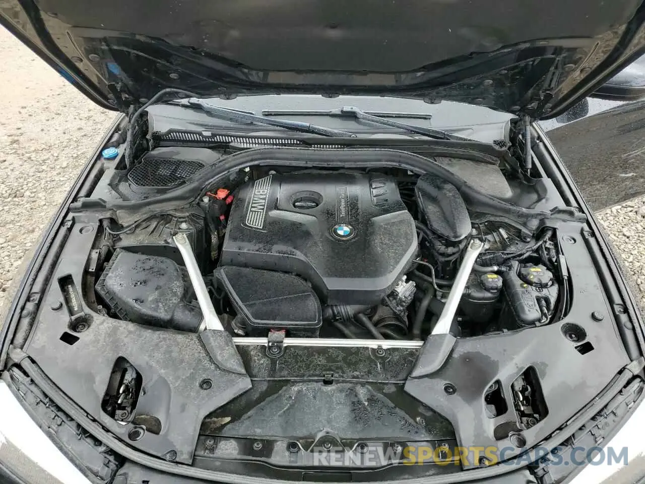 13 fotografías del automóvil dañado WBAJA7C57KG910379 BMW 5 SERIES 2019