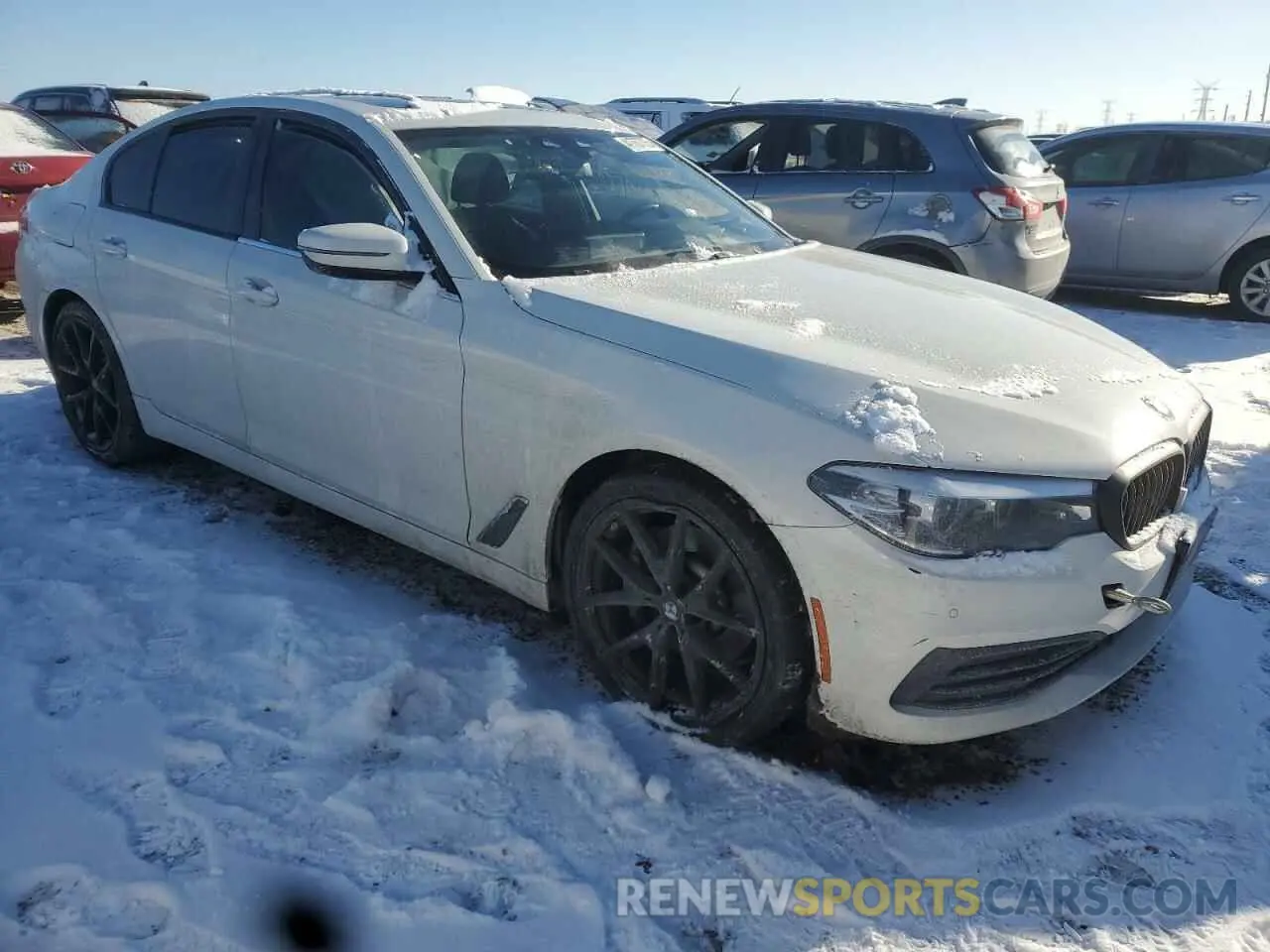 4 fotografías del automóvil dañado WBAJA7C57KWW07303 BMW 5 SERIES 2019