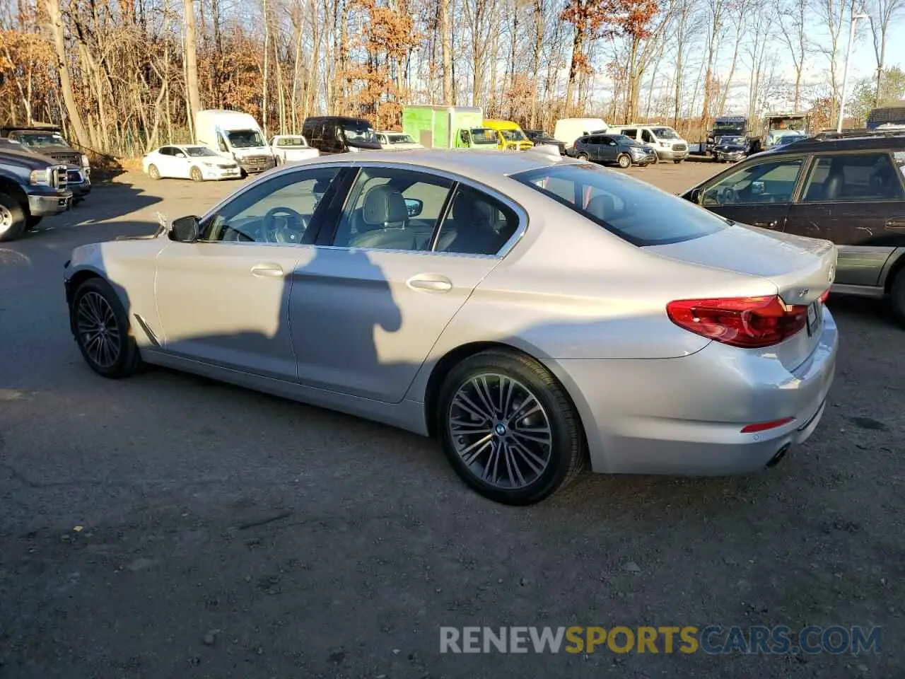 2 fotografías del automóvil dañado WBAJA7C57KWW35585 BMW 5 SERIES 2019