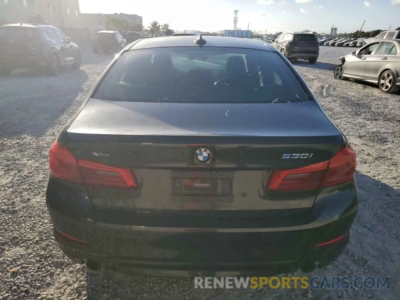 6 fotografías del automóvil dañado WBAJA7C57KWW47882 BMW 5 SERIES 2019