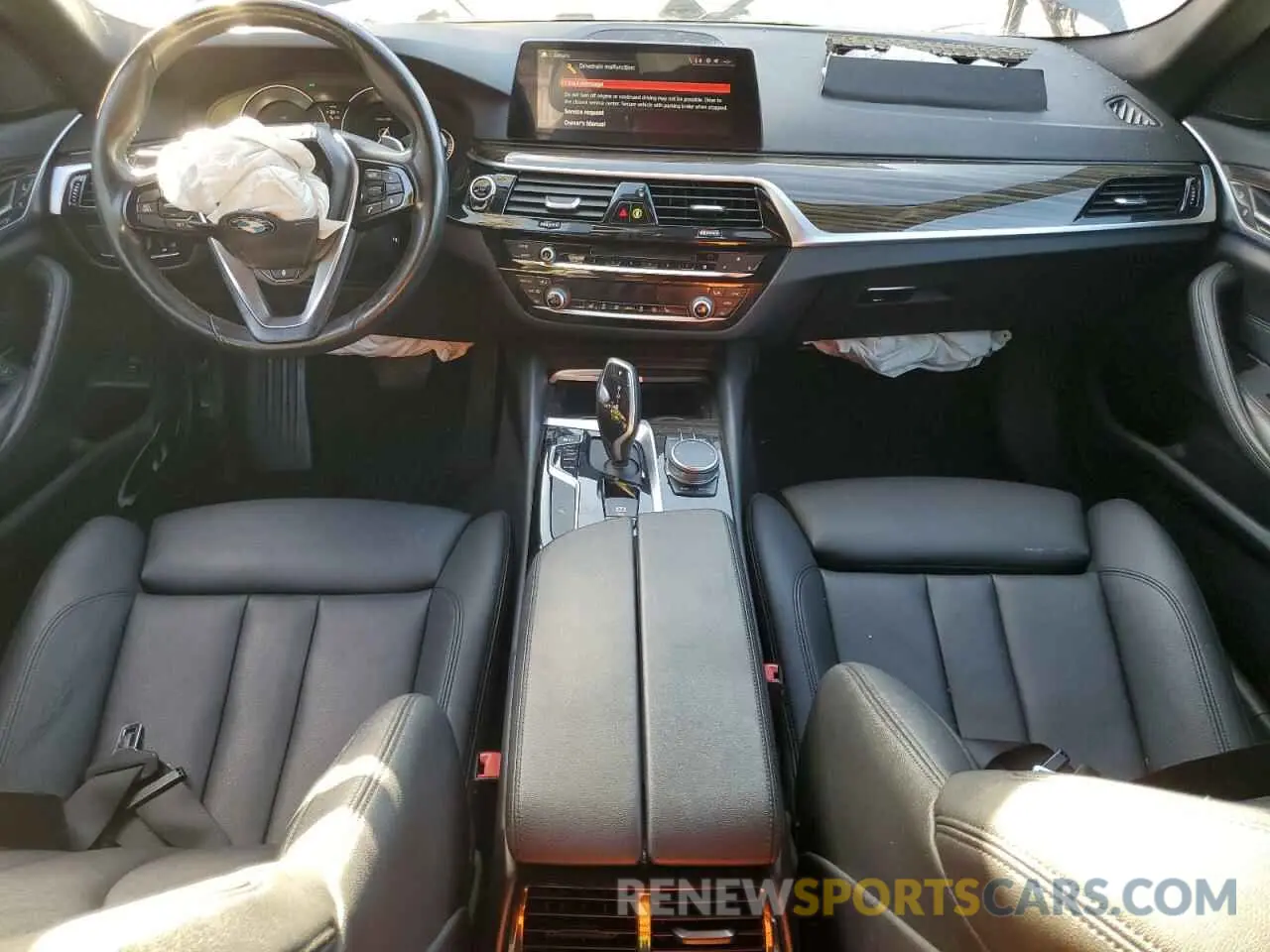 8 fotografías del automóvil dañado WBAJA7C57KWW47882 BMW 5 SERIES 2019