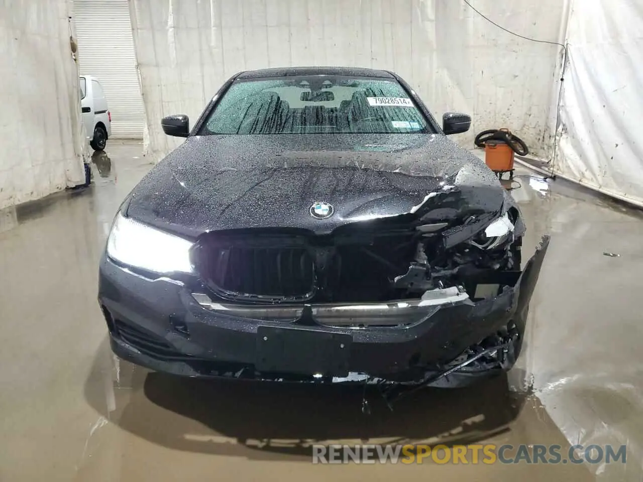 5 fotografías del automóvil dañado WBAJA7C58KG912223 BMW 5 SERIES 2019