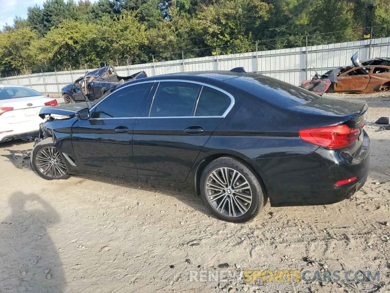 2 fotografías del automóvil dañado WBAJA7C58KWW14289 BMW 5 SERIES 2019