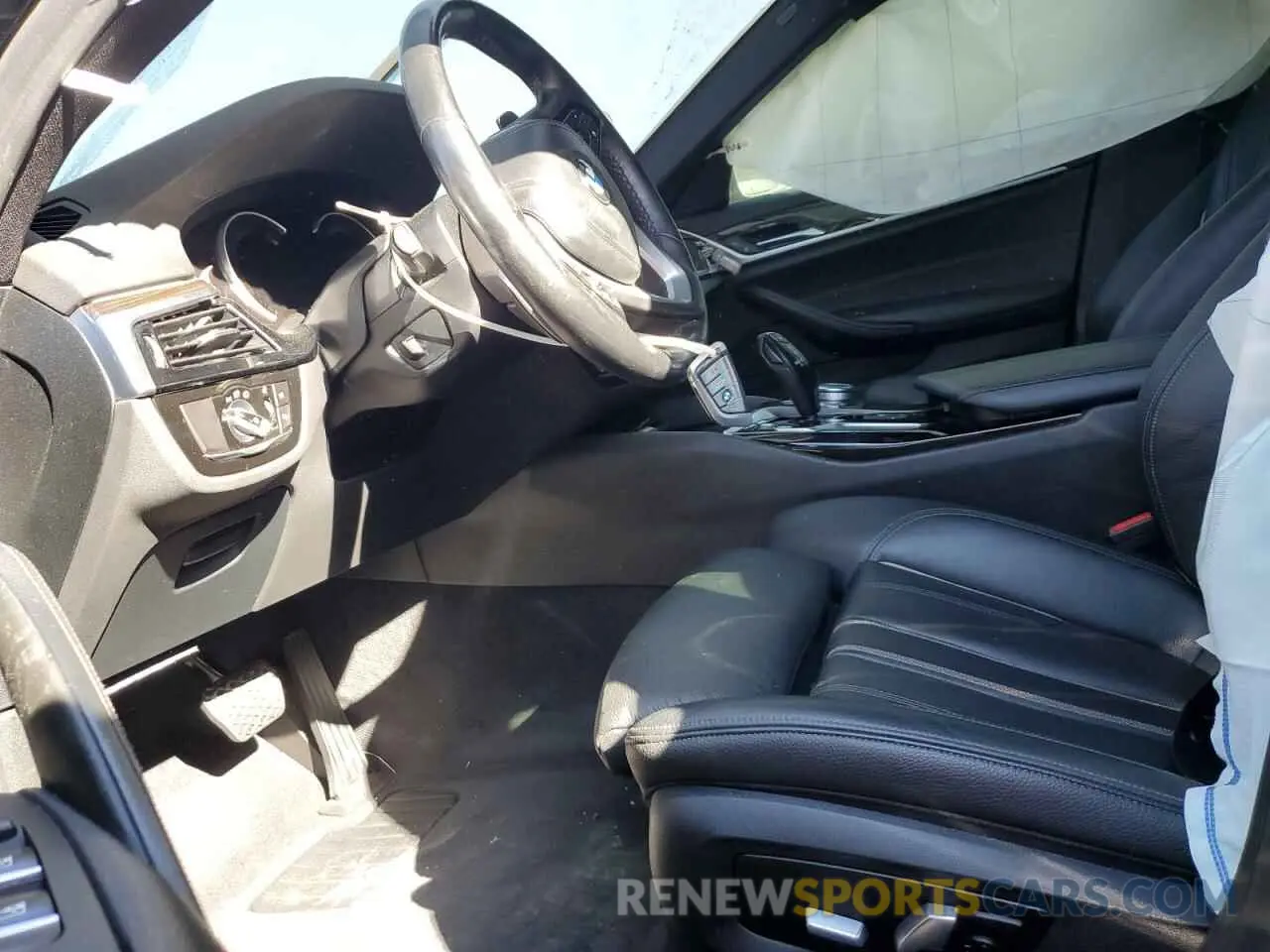 7 fotografías del automóvil dañado WBAJA7C58KWW14289 BMW 5 SERIES 2019