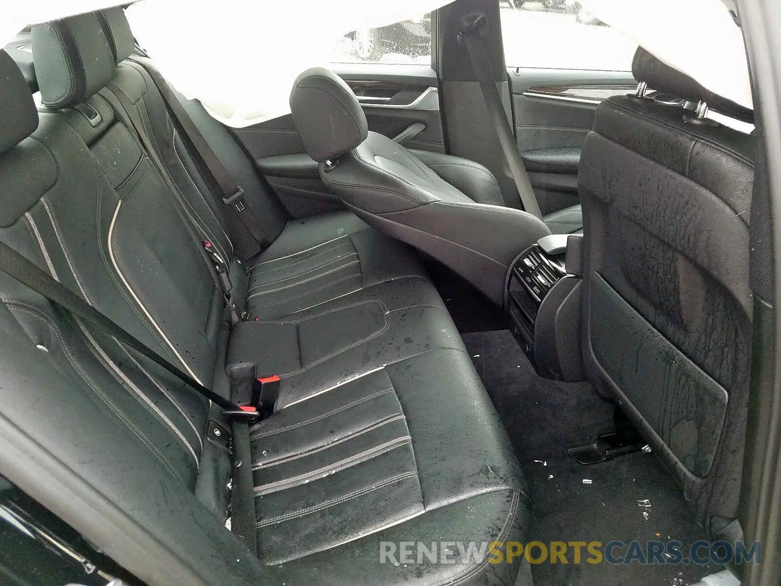 6 fotografías del automóvil dañado WBAJA7C5XKWW17792 BMW 5 SERIES 2019