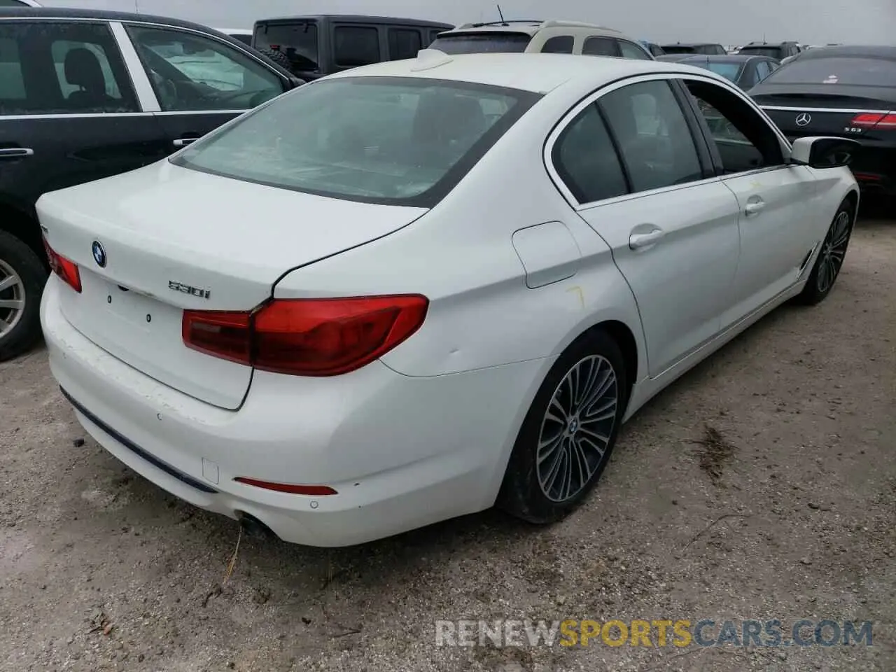 4 fotografías del automóvil dañado WBAJA7C5XKWW27240 BMW 5 SERIES 2019