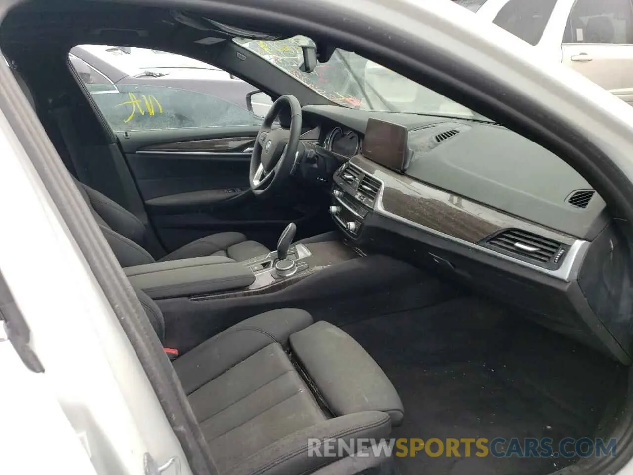 5 fotografías del automóvil dañado WBAJA7C5XKWW27240 BMW 5 SERIES 2019