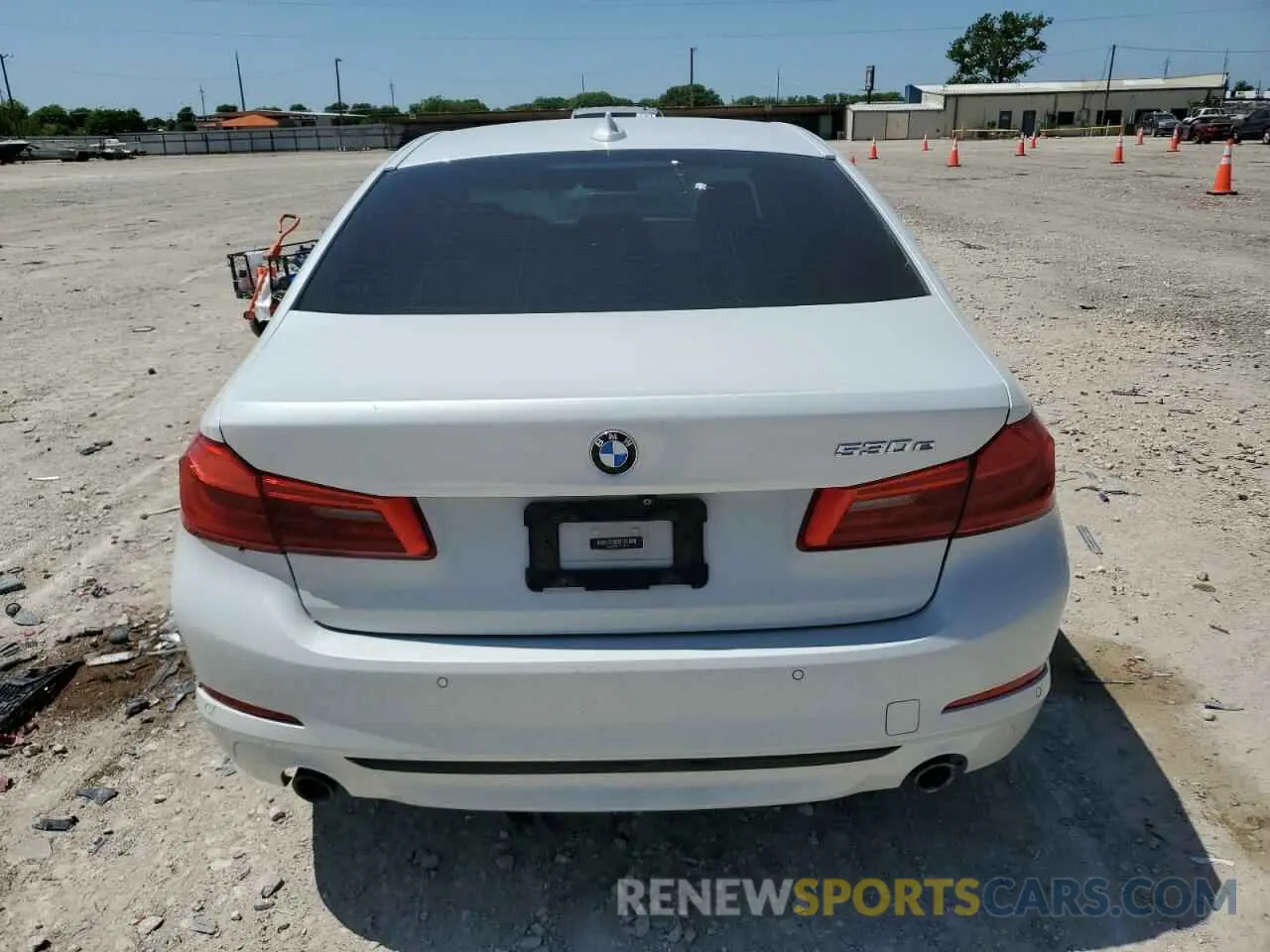 6 fotografías del automóvil dañado WBAJA9C50KB253692 BMW 5 SERIES 2019
