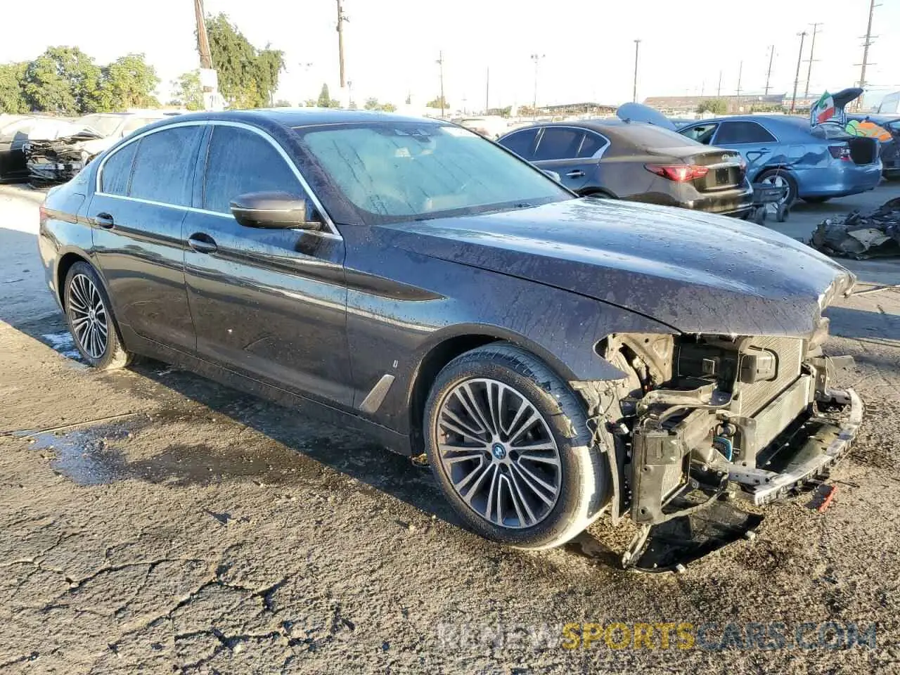 4 fotografías del automóvil dañado WBAJA9C52KB253998 BMW 5 SERIES 2019