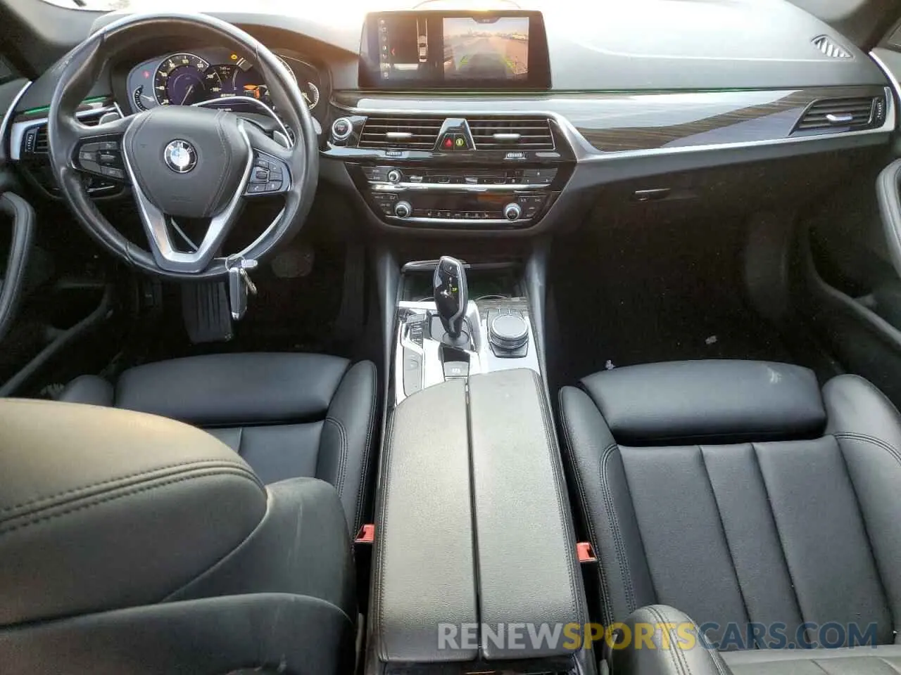 8 fotografías del automóvil dañado WBAJA9C52KB253998 BMW 5 SERIES 2019