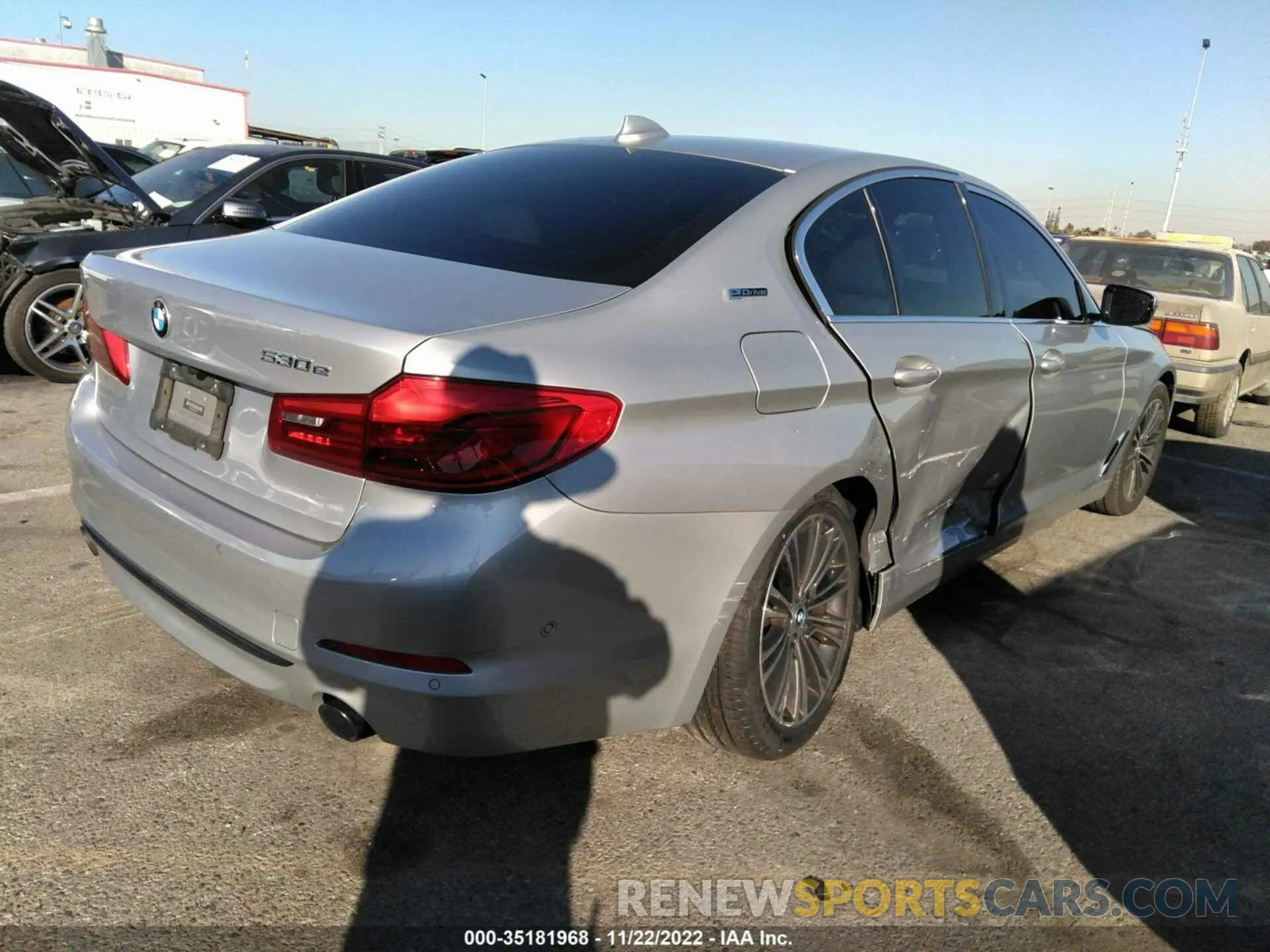 4 fotografías del automóvil dañado WBAJA9C52KB254245 BMW 5 SERIES 2019