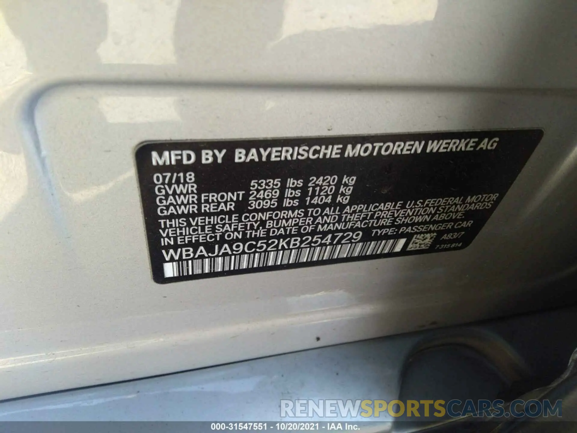 9 fotografías del automóvil dañado WBAJA9C52KB254729 BMW 5 SERIES 2019
