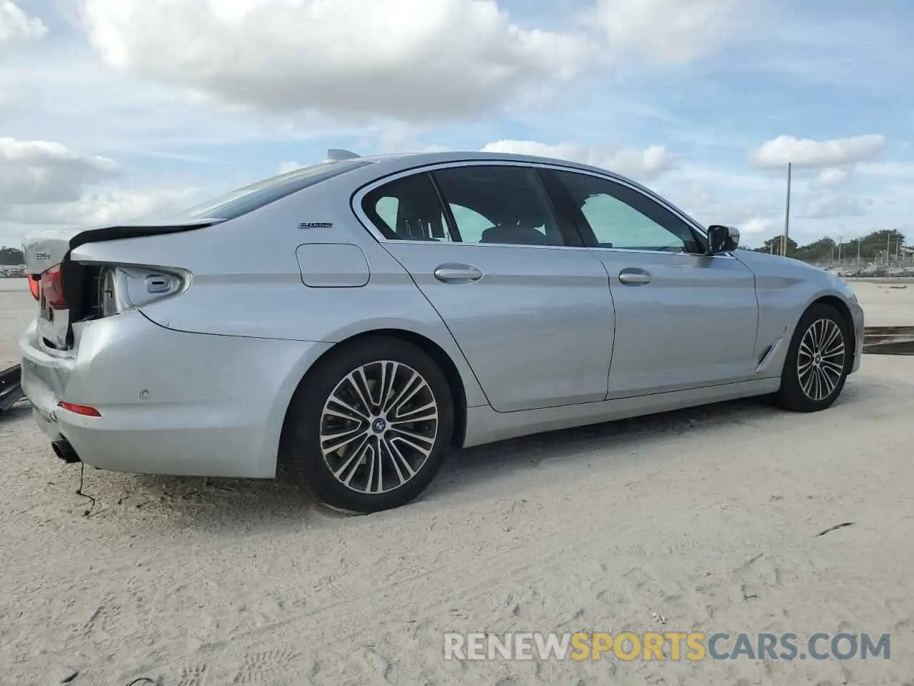 3 fotografías del automóvil dañado WBAJA9C53KB253864 BMW 5 SERIES 2019
