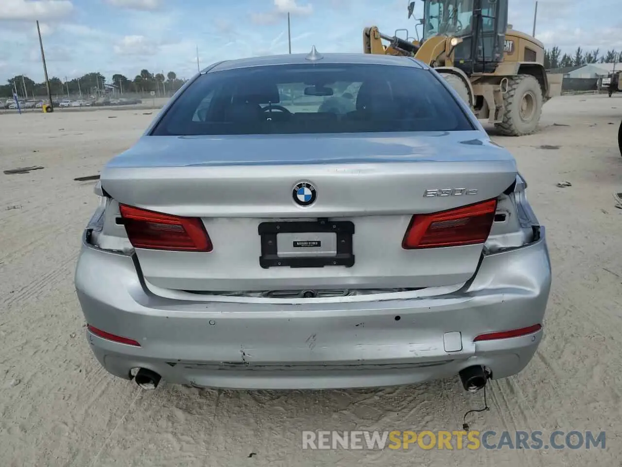 6 fotografías del automóvil dañado WBAJA9C53KB253864 BMW 5 SERIES 2019
