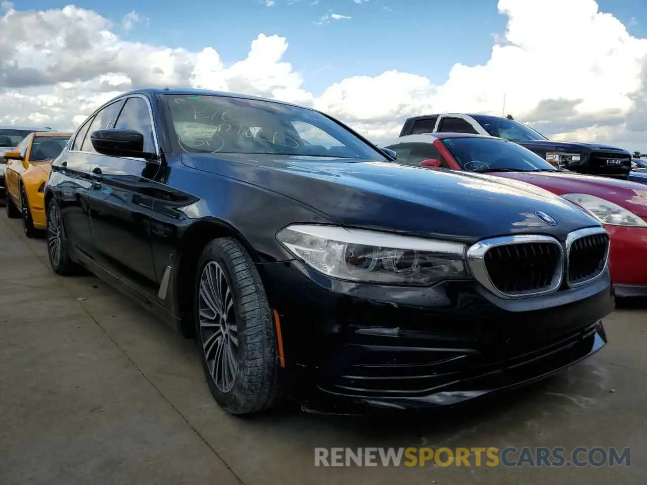 1 fotografías del automóvil dañado WBAJA9C54KB388674 BMW 5 SERIES 2019