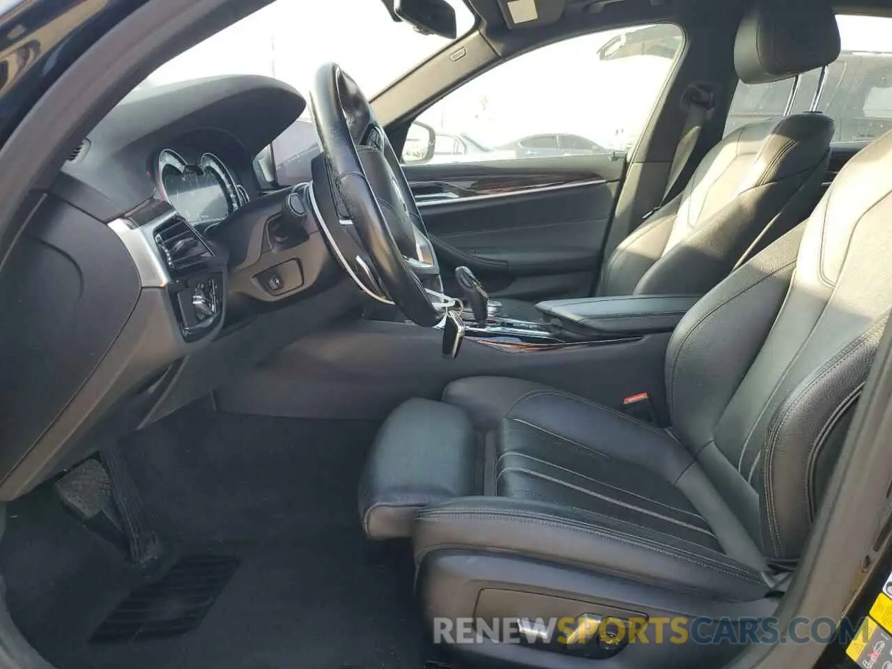 7 fotografías del automóvil dañado WBAJA9C54KB389470 BMW 5 SERIES 2019