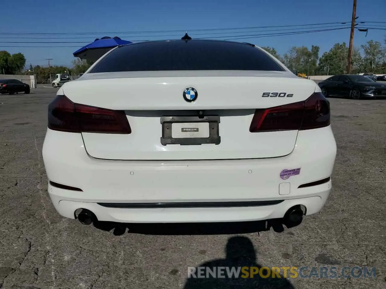 6 fotografías del automóvil dañado WBAJA9C54KB389629 BMW 5 SERIES 2019