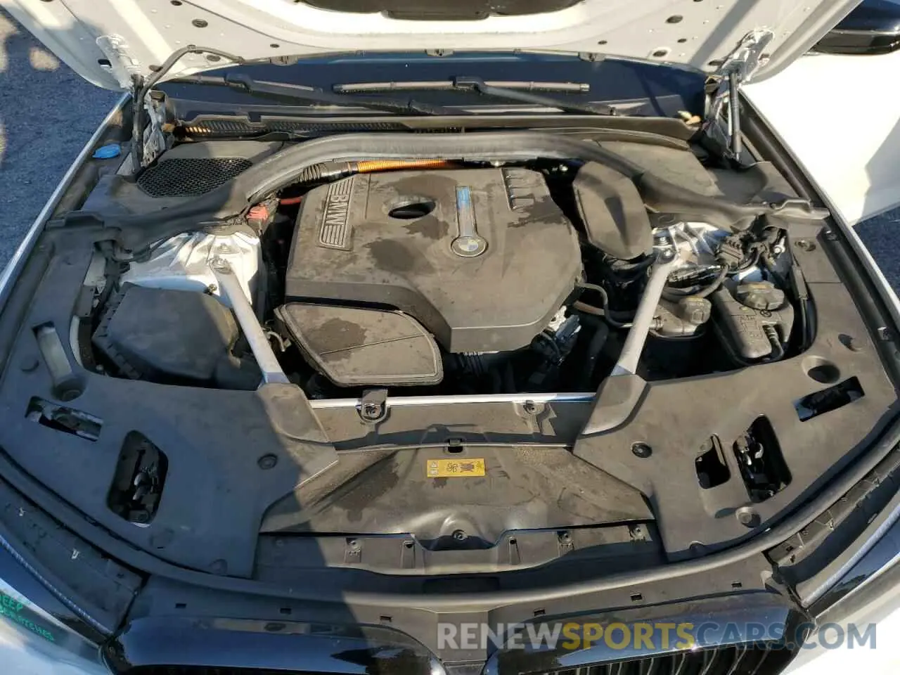 11 fotografías del automóvil dañado WBAJA9C55KB389784 BMW 5 SERIES 2019