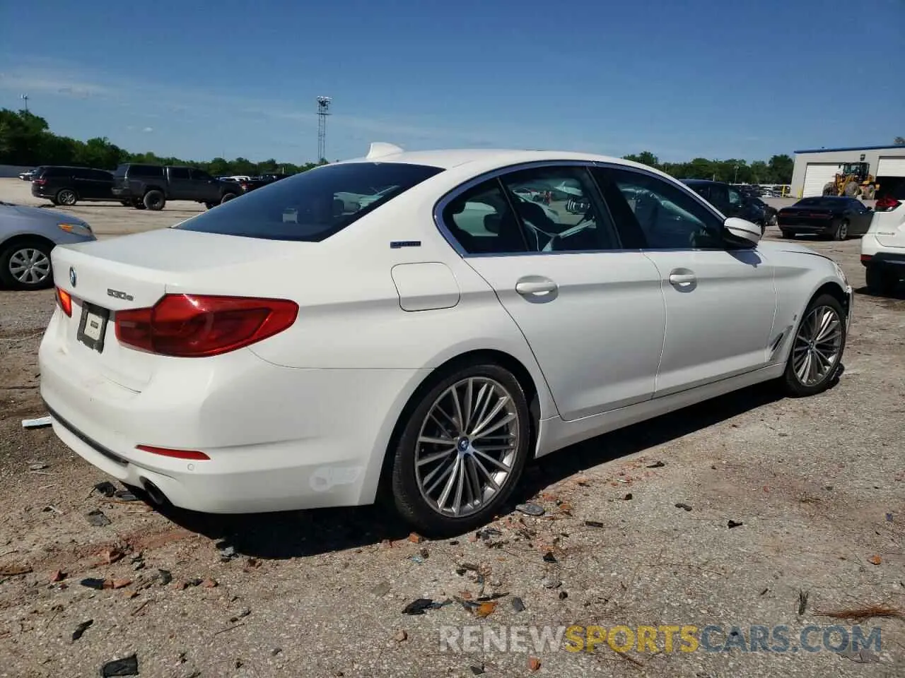 3 fotografías del automóvil dañado WBAJA9C57KB254922 BMW 5 SERIES 2019