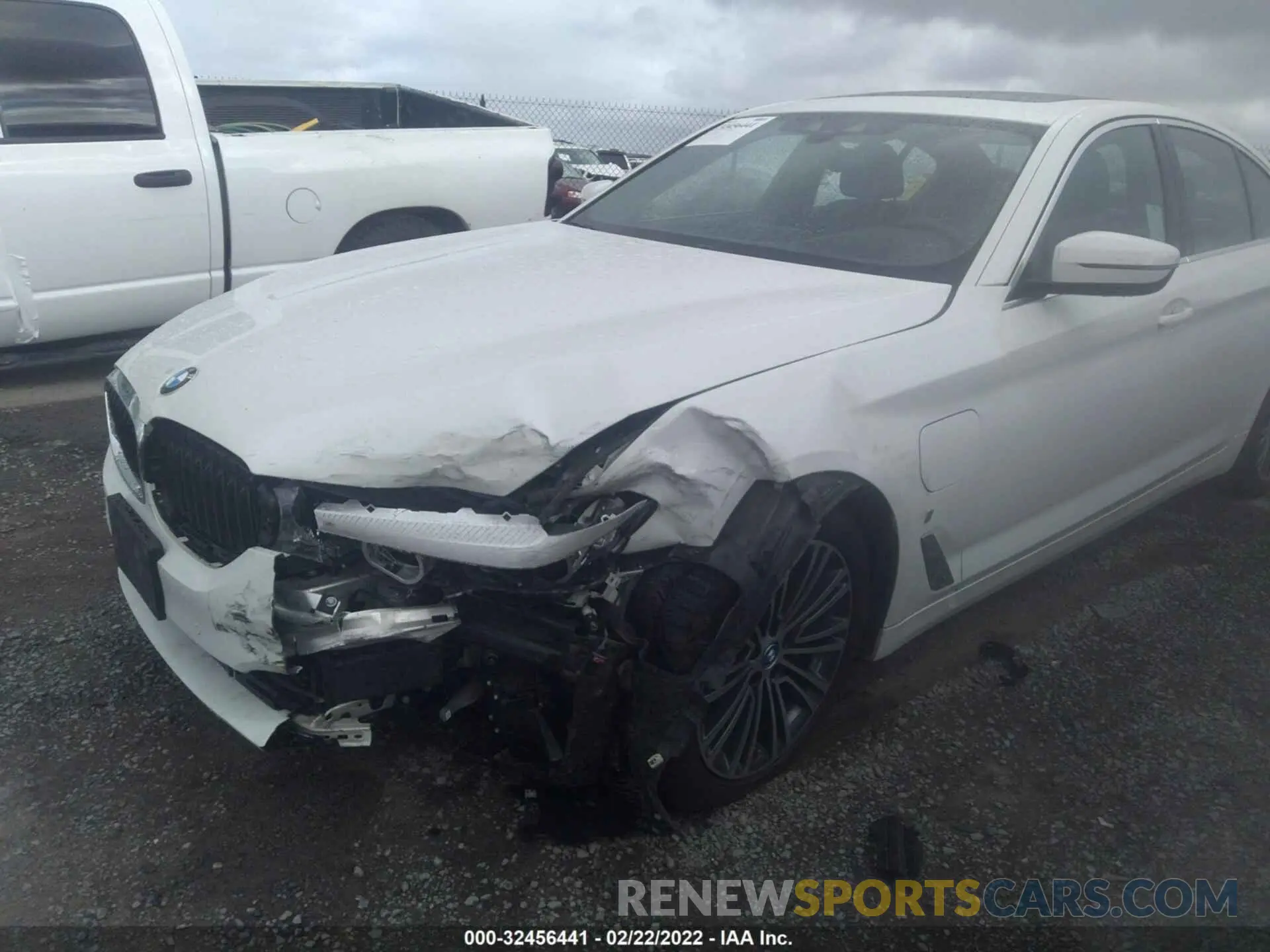 6 fotografías del automóvil dañado WBAJA9C58KB254945 BMW 5 SERIES 2019