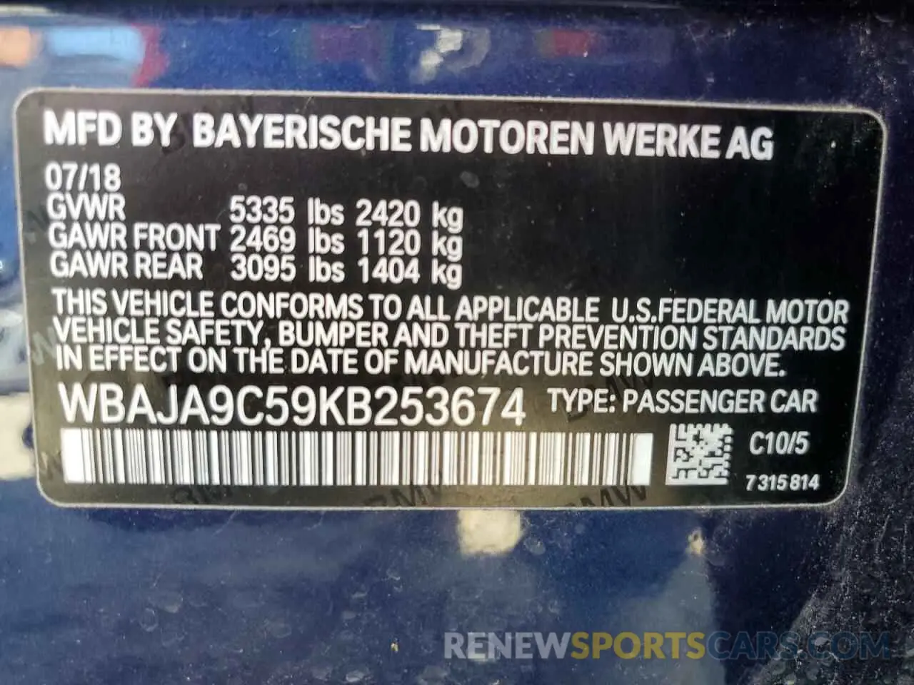 12 fotografías del automóvil dañado WBAJA9C59KB253674 BMW 5 SERIES 2019