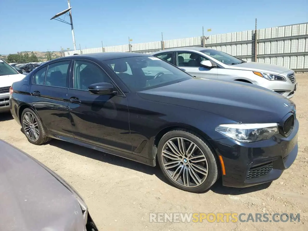 4 fotografías del automóvil dañado WBAJA9C5XKB391885 BMW 5 SERIES 2019