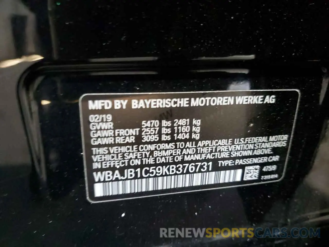 12 fotografías del automóvil dañado WBAJB1C59KB376731 BMW 5 SERIES 2019