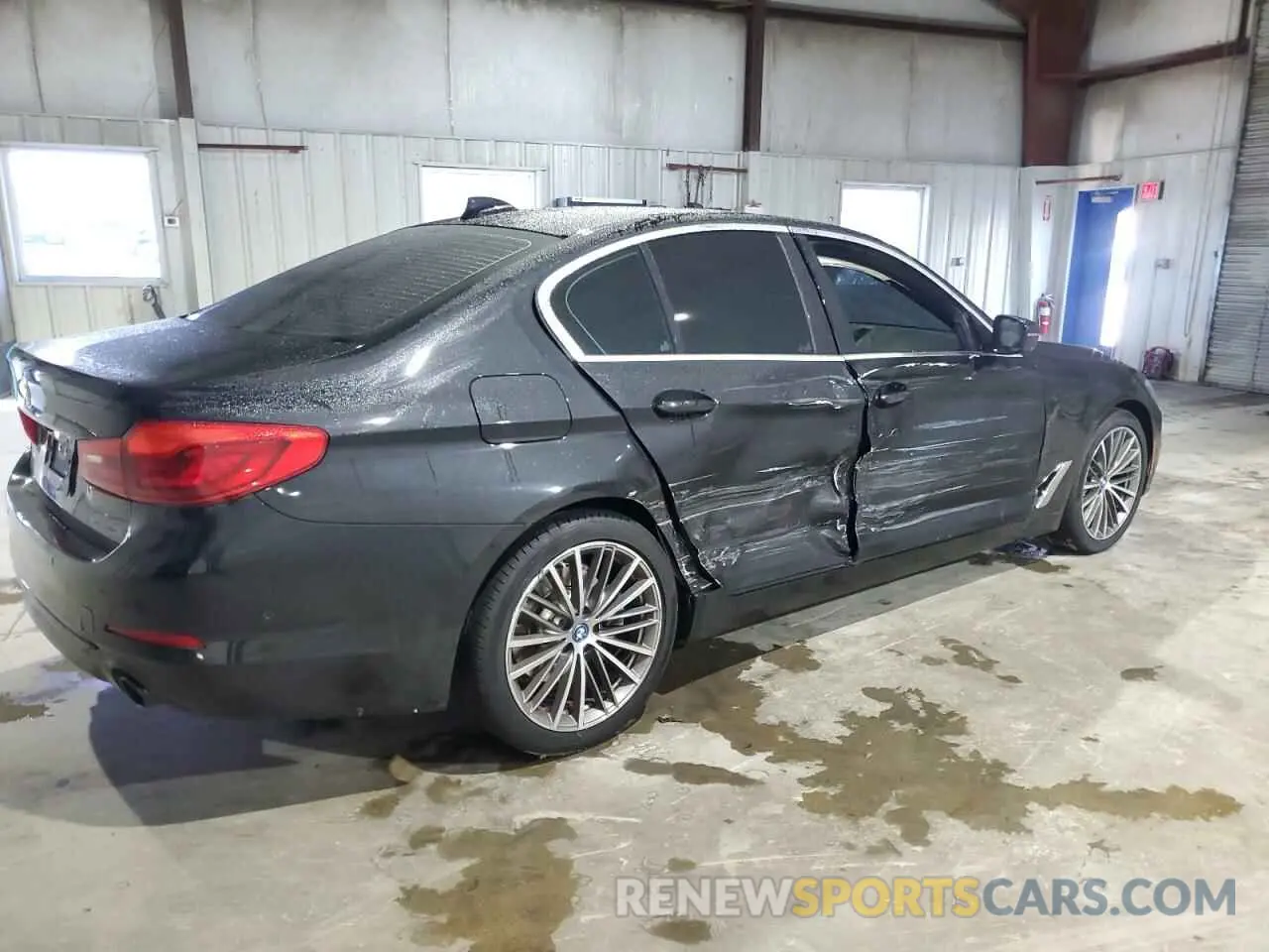 3 fotografías del automóvil dañado WBAJB1C59KB376731 BMW 5 SERIES 2019