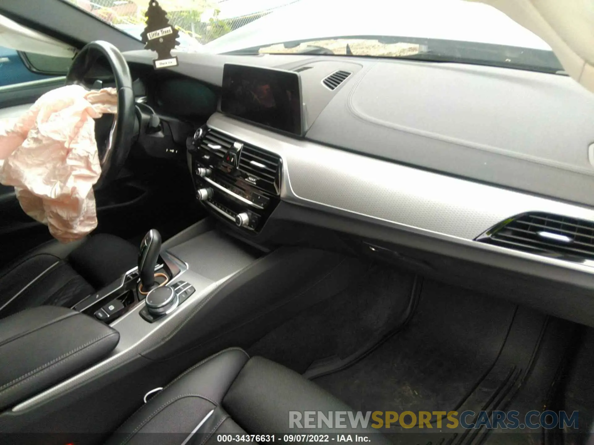5 fotografías del automóvil dañado WBAJB9C55KB464755 BMW 5 SERIES 2019