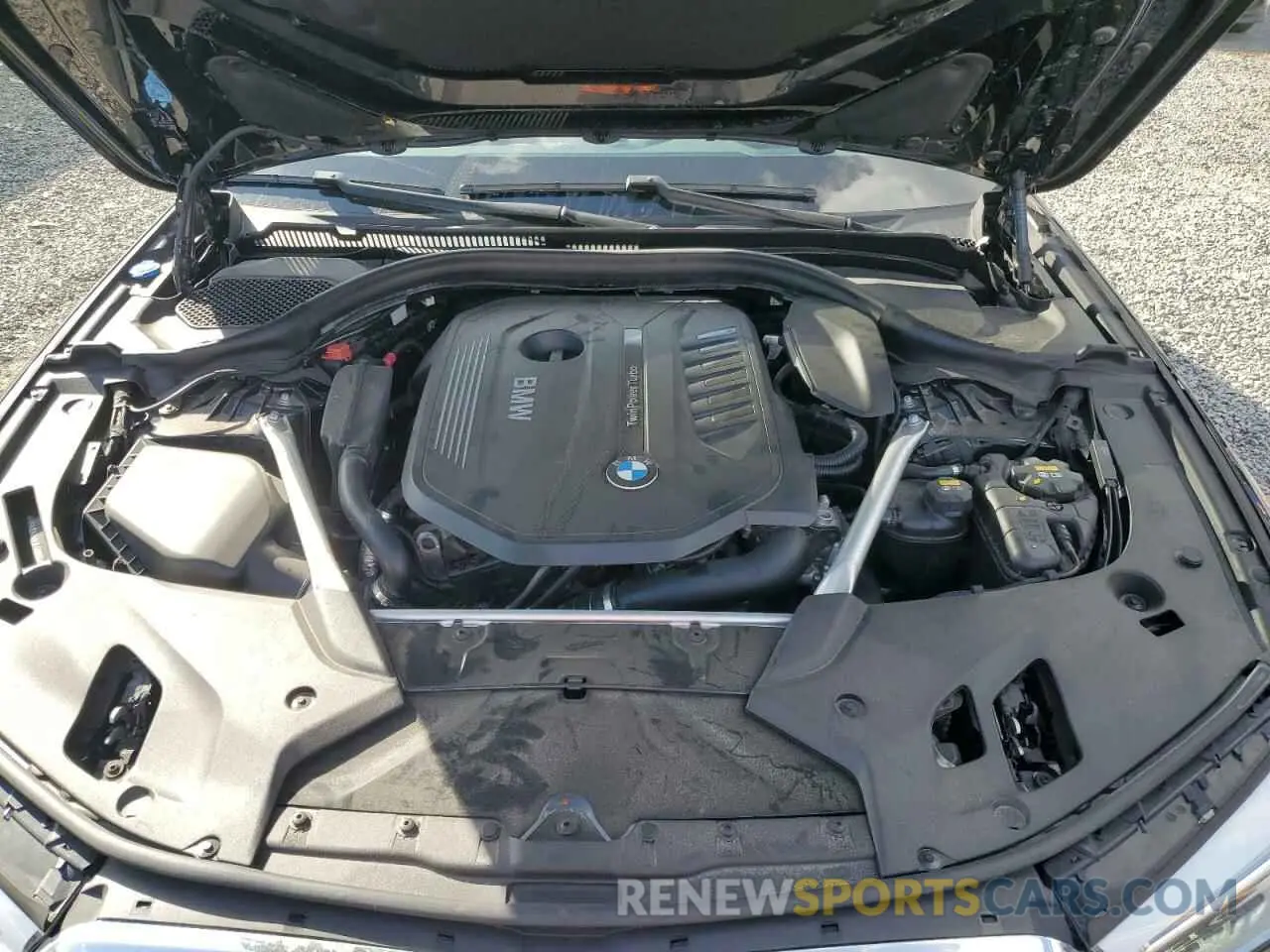 11 fotografías del automóvil dañado WBAJE5C51KWA98689 BMW 5 SERIES 2019