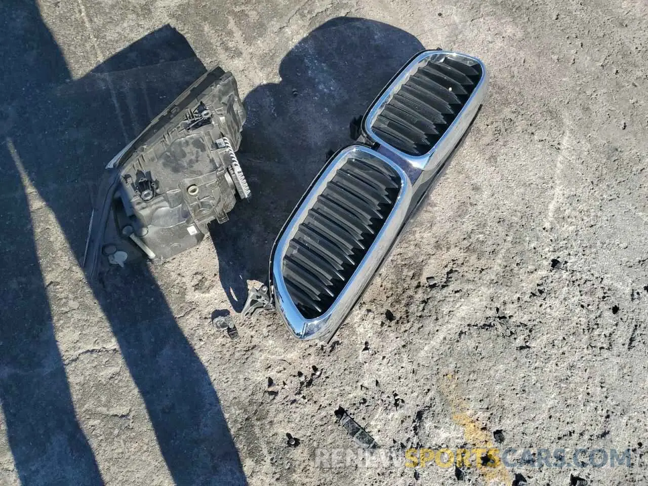 12 fotografías del automóvil dañado WBAJE5C53KWW32613 BMW 5 SERIES 2019