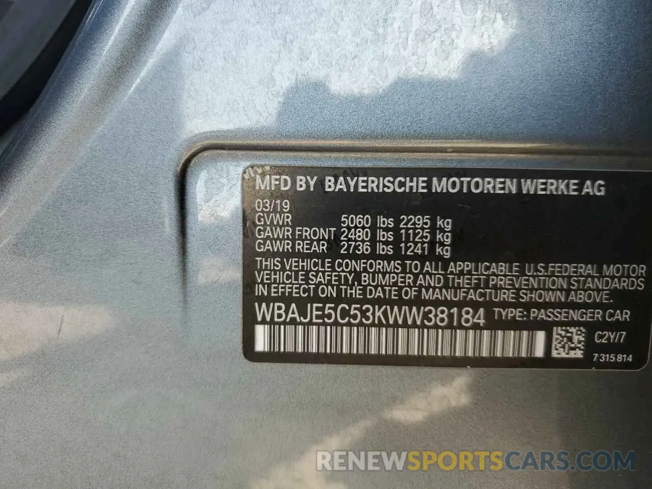 12 fotografías del automóvil dañado WBAJE5C53KWW38184 BMW 5 SERIES 2019