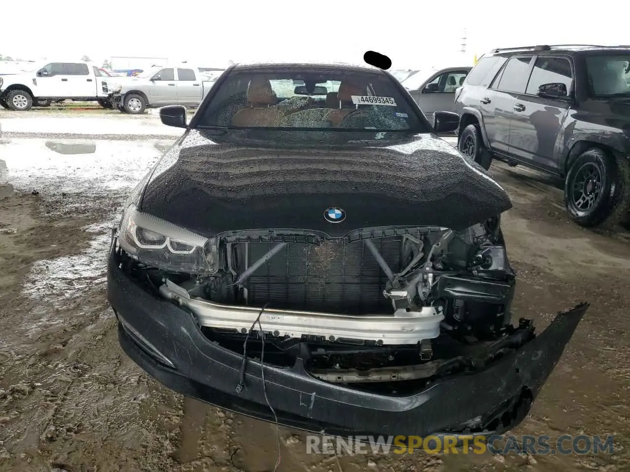 5 fotografías del automóvil dañado WBAJE5C54KWW28022 BMW 5 SERIES 2019