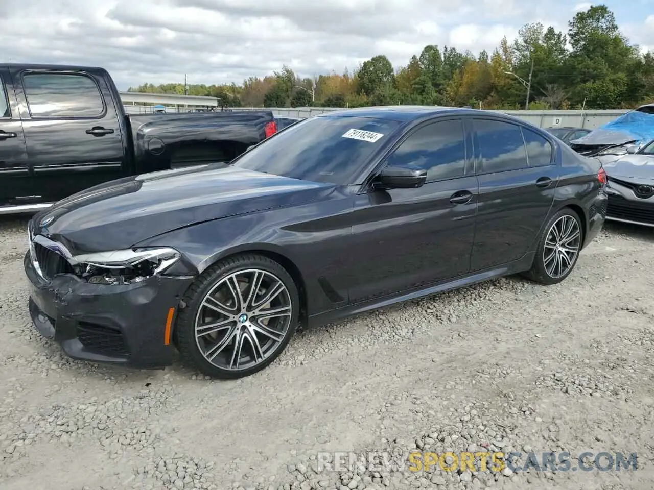 1 fotografías del automóvil dañado WBAJE5C56KWE66185 BMW 5 SERIES 2019