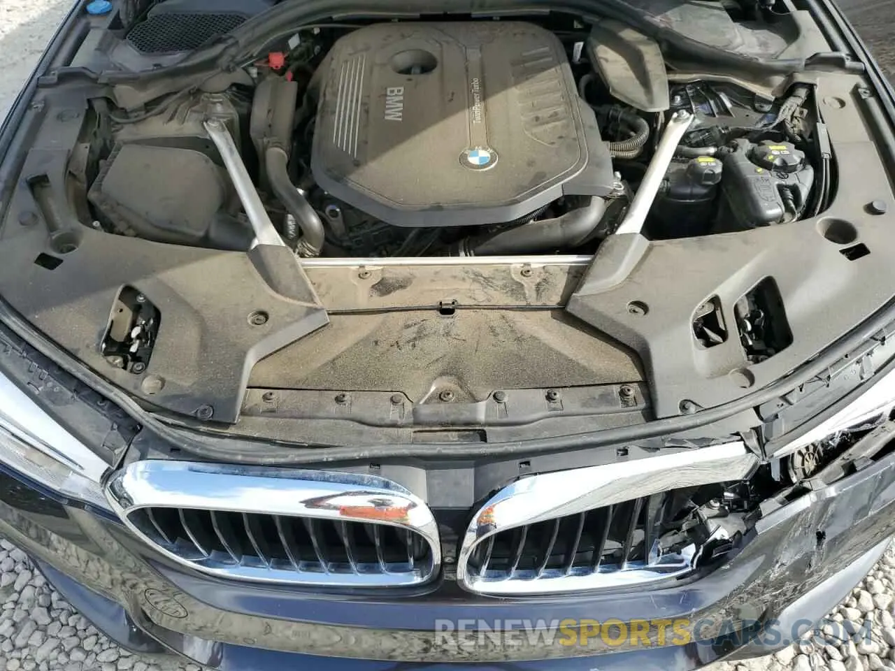 11 fotografías del automóvil dañado WBAJE5C56KWE66185 BMW 5 SERIES 2019