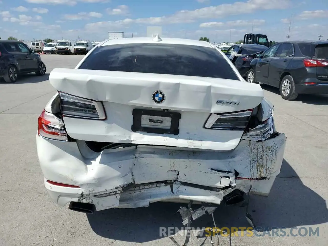 6 fotografías del automóvil dañado WBAJE5C56KWW17040 BMW 5 SERIES 2019