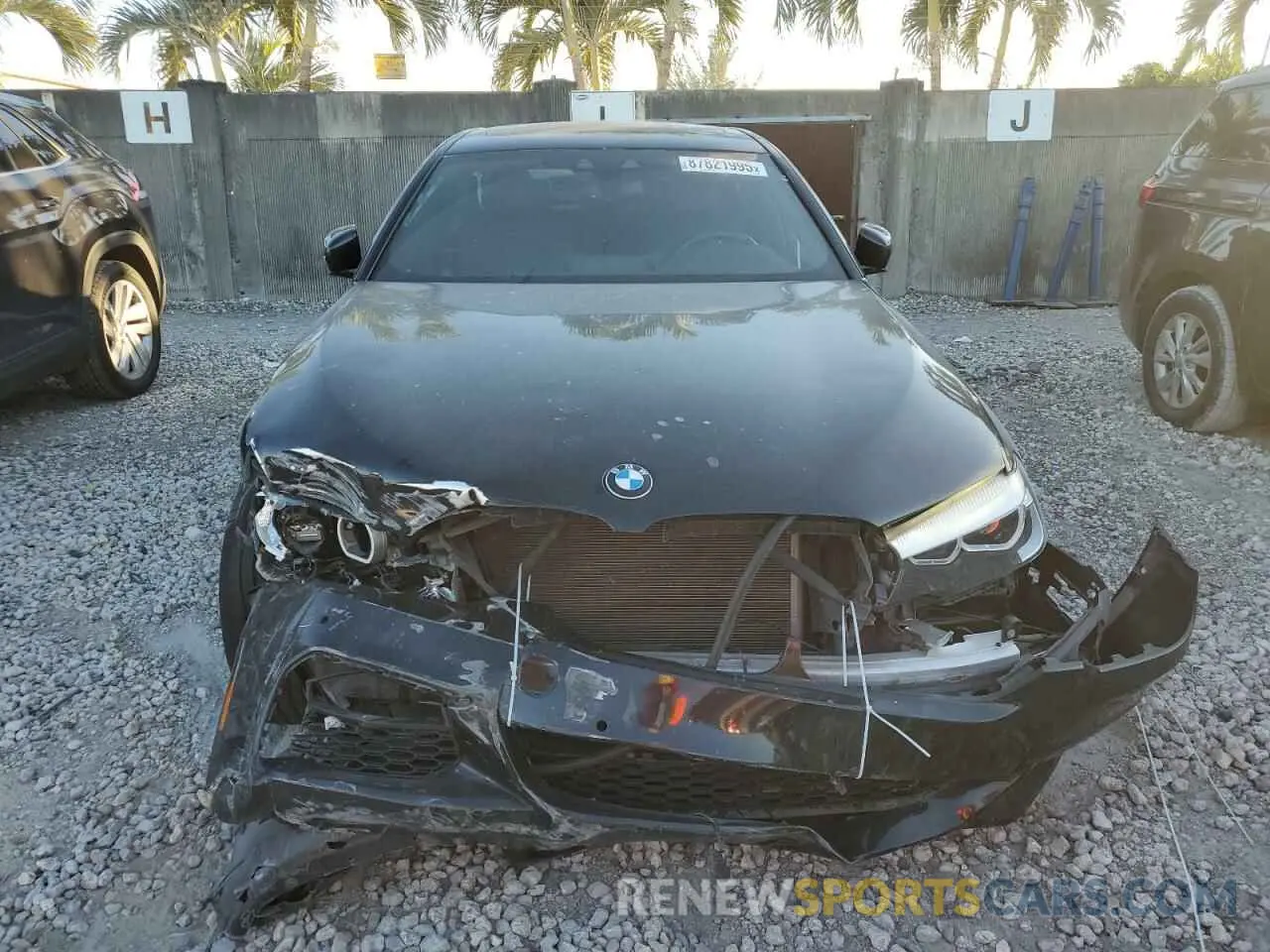 5 fotografías del automóvil dañado WBAJE5C57KWE66583 BMW 5 SERIES 2019