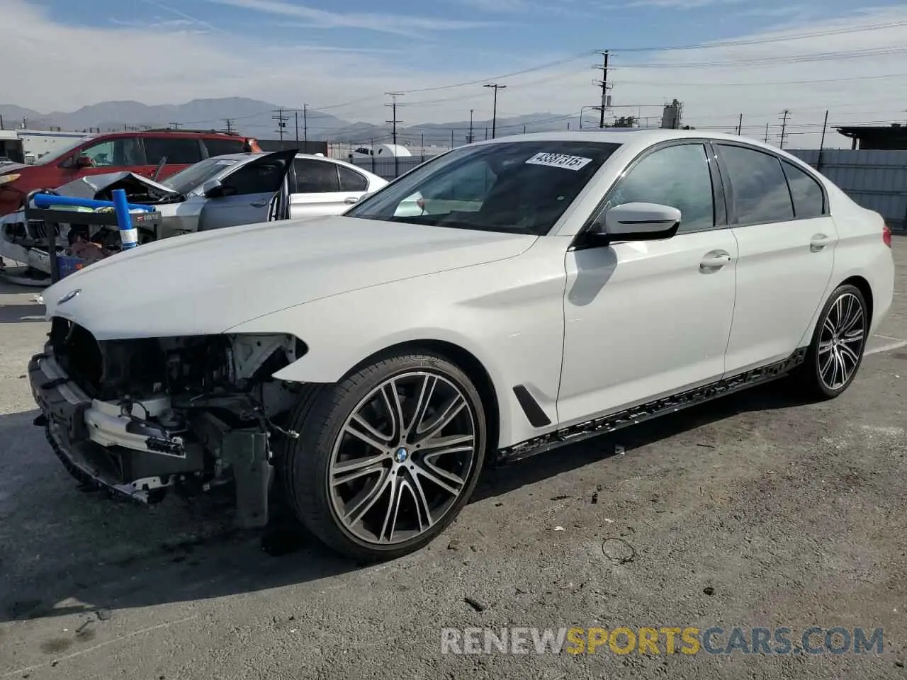 1 fotografías del automóvil dañado WBAJE5C57KWW19573 BMW 5 SERIES 2019