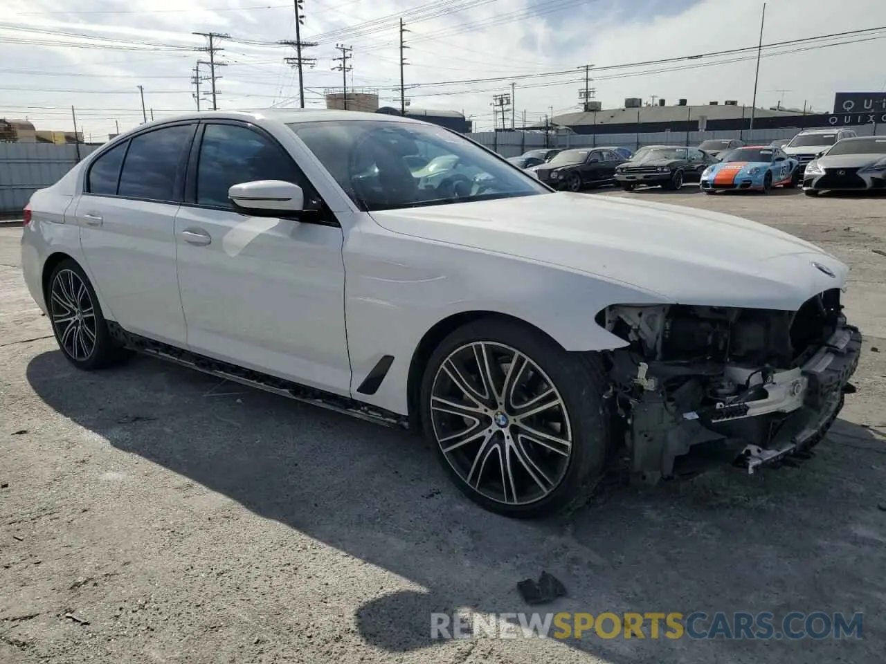 4 fotografías del automóvil dañado WBAJE5C57KWW19573 BMW 5 SERIES 2019